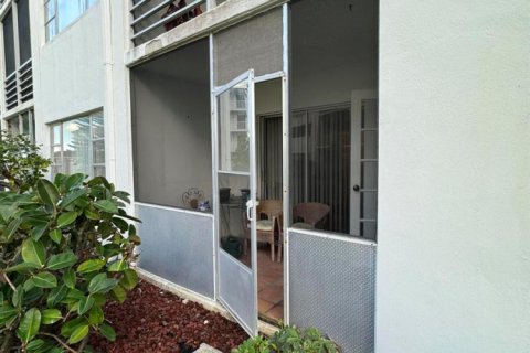 Copropriété à louer à West Palm Beach, Floride: 1 chambre, 61.32 m2 № 2367721 - photo 11