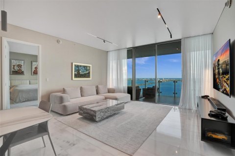 Condominio en Miami, Florida, 2 dormitorios  № 2258147