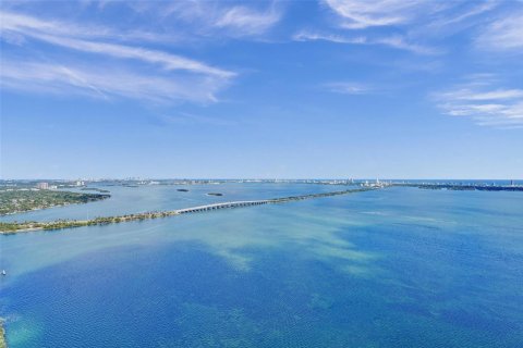 Condominio en venta en Miami, Florida, 2 dormitorios, 228.91 m2 № 2258147 - foto 16