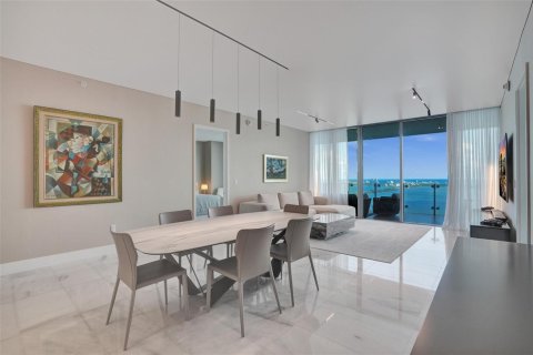 Condominio en venta en Miami, Florida, 2 dormitorios, 228.91 m2 № 2258147 - foto 4