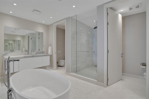 Condominio en venta en Miami, Florida, 2 dormitorios, 228.91 m2 № 2258147 - foto 21