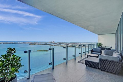 Condominio en venta en Miami, Florida, 2 dormitorios, 228.91 m2 № 2258147 - foto 15