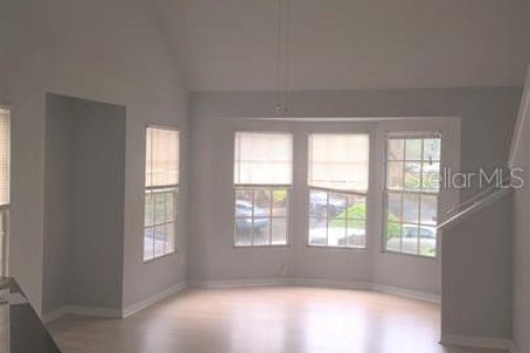Condominio en alquiler en Orlando, Florida, 1 dormitorio, 92.07 m2 № 2283842 - foto 5
