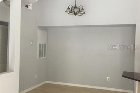 Condominio en alquiler en Orlando, Florida, 1 dormitorio, 92.07 m2 № 2283842 - foto 6