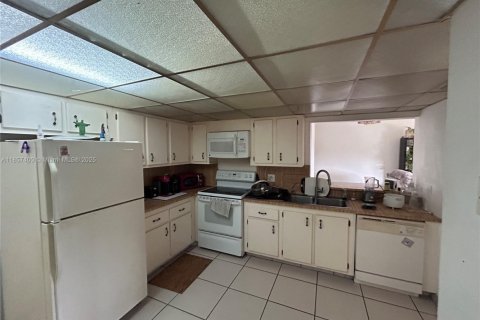 Condominio en venta en Miami, Florida, 2 dormitorios, 111.48 m2 № 1881978 - foto 20