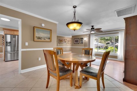 Villa ou maison à vendre à Bradenton, Floride: 4 chambres, 184.5 m2 № 2324430 - photo 13