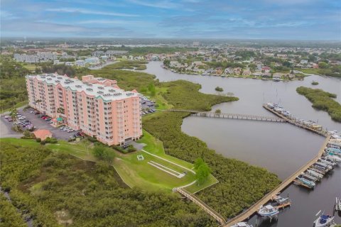 Copropriété à vendre à New Port Richey, Floride: 2 chambres, 119.57 m2 № 2105102 - photo 26
