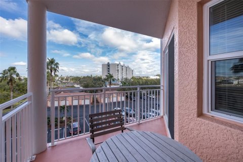 Copropriété à vendre à New Port Richey, Floride: 2 chambres, 119.57 m2 № 2105102 - photo 24