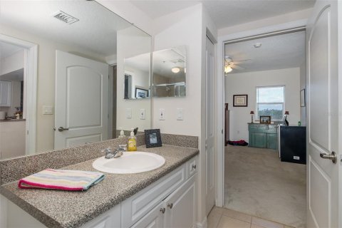 Copropriété à vendre à New Port Richey, Floride: 2 chambres, 119.57 m2 № 2105102 - photo 18