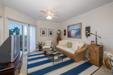 Copropriété à vendre à New Port Richey, Floride: 2 chambres, 119.57 m2 № 2105102 - photo 6