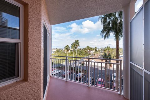 Copropriété à vendre à New Port Richey, Floride: 2 chambres, 119.57 m2 № 2105102 - photo 21