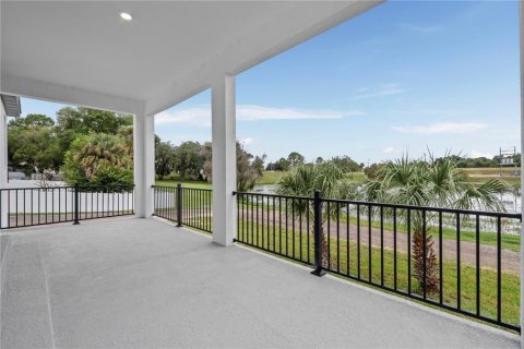 Villa ou maison à vendre à Clermont, Floride: 4 chambres, 162.02 m2 № 2416348 - photo 8