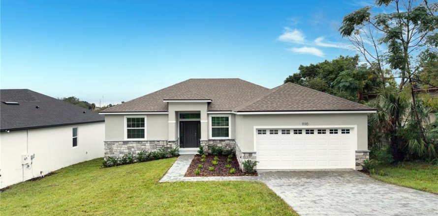 Villa ou maison à Clermont, Floride 4 chambres, 162.02 m2 № 2416348