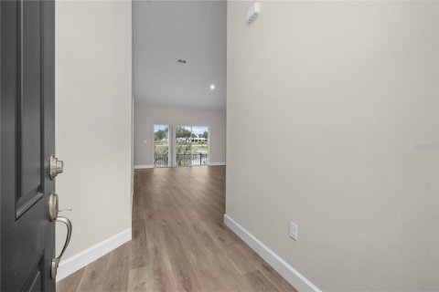 Villa ou maison à vendre à Clermont, Floride: 4 chambres, 162.02 m2 № 2416348 - photo 2
