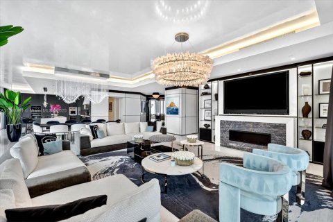 Condominio en venta en Sunny Isles Beach, Florida, 4 dormitorios, 353.31 m2 № 1946043 - foto 5