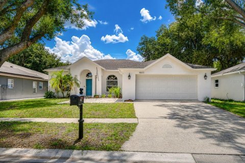House in Valrico, Florida 5 bedrooms, 223.89 sq.m. № 2198927 - photo 28