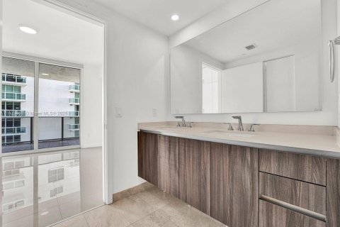 Copropriété à vendre à Miami, Floride: 1 chambre, 69.03 m2 № 1788816 - photo 16