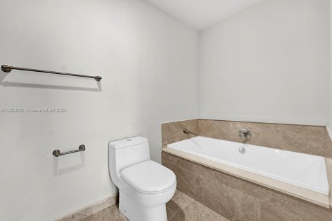 Copropriété à vendre à Miami, Floride: 1 chambre, 69.03 m2 № 1788816 - photo 18