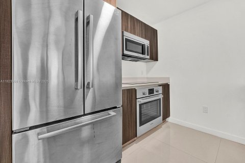 Copropriété à vendre à Miami, Floride: 1 chambre, 69.03 m2 № 1788816 - photo 11