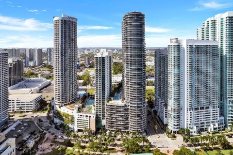 Copropriété à vendre à Miami, Floride: 1 chambre, 69.03 m2 № 1788816 - photo 3