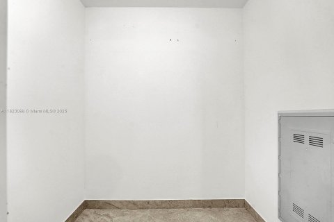 Copropriété à vendre à Miami, Floride: 1 chambre, 69.03 m2 № 1788816 - photo 15
