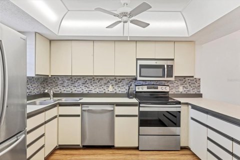 Купить кондоминиум в Энглвуд, Флорида 6 комнат, 88.26м2, № 1568720 - фото 11