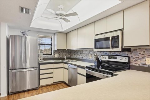 Купить кондоминиум в Энглвуд, Флорида 6 комнат, 88.26м2, № 1568720 - фото 10