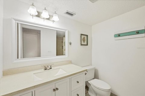Купить кондоминиум в Энглвуд, Флорида 6 комнат, 88.26м2, № 1568720 - фото 17