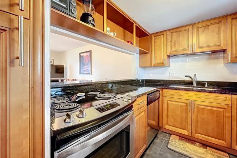Купить кондоминиум в Семинол, Флорида 8 комнат, 88.81м2, № 1436545 - фото 14