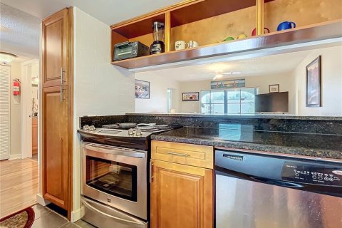 Купить кондоминиум в Семинол, Флорида 8 комнат, 88.81м2, № 1436545 - фото 16