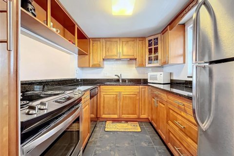 Купить кондоминиум в Семинол, Флорида 8 комнат, 88.81м2, № 1436545 - фото 13