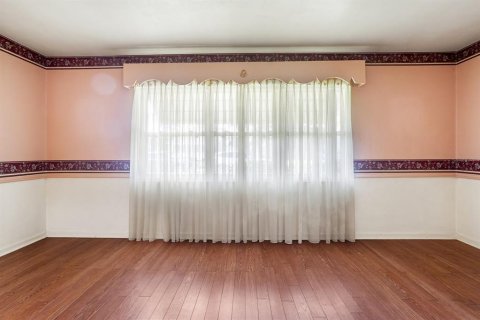 Casa en venta en Winter Haven, Florida, 4 dormitorios, 145.3 m2 № 1914075 - foto 3