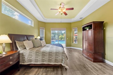 House in Lutz, Florida 4 bedrooms, 294.96 sq.m. № 2429165 - photo 18