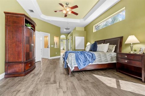 House in Lutz, Florida 4 bedrooms, 294.96 sq.m. № 2429165 - photo 17