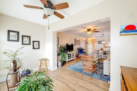 Condo in Margate, Florida, 1 bedroom № 2249543 - photo 30