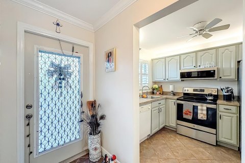 Condo in Margate, Florida, 1 bedroom № 2249543 - photo 6