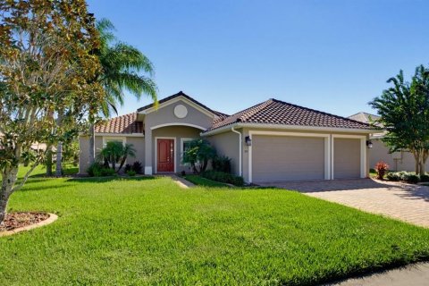 House in Ormond Beach, Florida 3 bedrooms, 208.01 sq.m. № 2416634 - photo 2