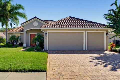 House in Ormond Beach, Florida 3 bedrooms, 208.01 sq.m. № 2416634