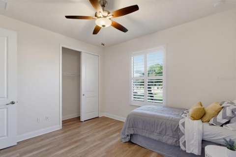 House in Ormond Beach, Florida 3 bedrooms, 208.01 sq.m. № 2416634 - photo 13
