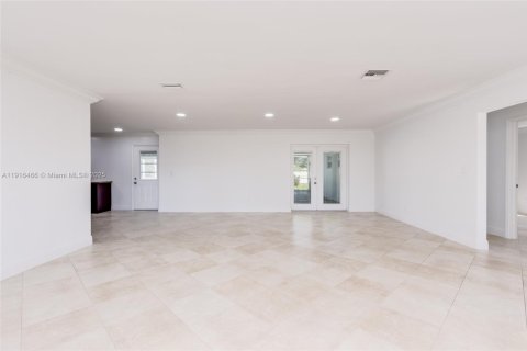Casa en venta en Hollywood, Florida, 3 dormitorios, 152.92 m2 № 1972268 - foto 4