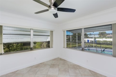 Casa en venta en Hollywood, Florida, 3 dormitorios, 152.92 m2 № 1972268 - foto 12