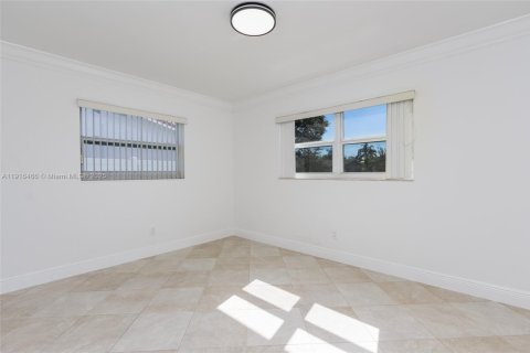 Casa en venta en Hollywood, Florida, 3 dormitorios, 152.92 m2 № 1972268 - foto 15