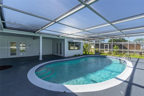 Casa en venta en Hollywood, Florida, 3 dormitorios, 152.92 m2 № 1972268 - foto 30