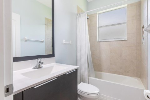 Villa ou maison à vendre à Vero Beach, Floride: 4 chambres, 165.37 m2 № 2083092 - photo 22