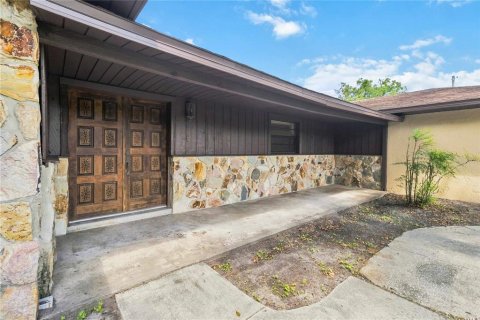 House in Kissimmee, Florida 4 bedrooms, 278.71 sq.m. № 2347101 - photo 6
