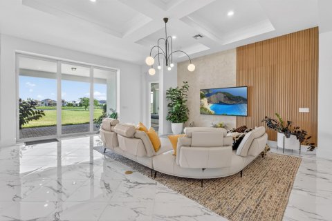 House in Jupiter, Florida 4 bedrooms, 373.47 sq.m. № 2173177 - photo 14
