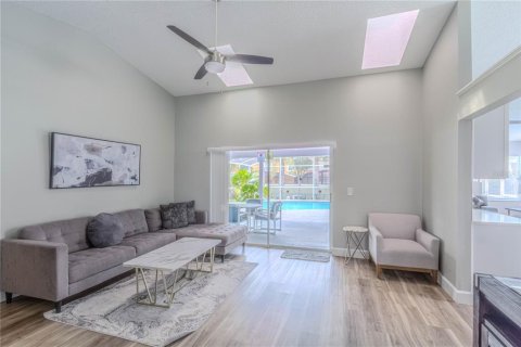Casa en venta en Kissimmee, Florida, 3 dormitorios, 165.18 m2 № 1906630 - foto 7