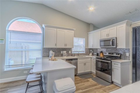 Casa en venta en Kissimmee, Florida, 3 dormitorios, 165.18 m2 № 1906630 - foto 4