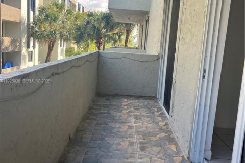 Купить кондоминиум в Хайалиа Гарденс, Флорида 3 спальни, 118.91м2, № 1987711 - фото 19