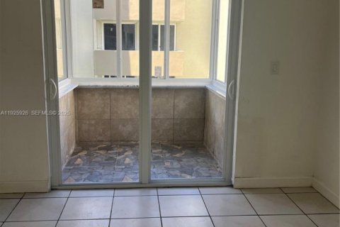 Купить кондоминиум в Хайалиа Гарденс, Флорида 3 спальни, 118.91м2, № 1987711 - фото 14